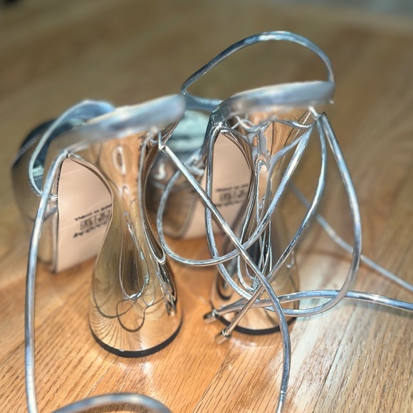 Silver Platform Heels - Picture 4 of 8